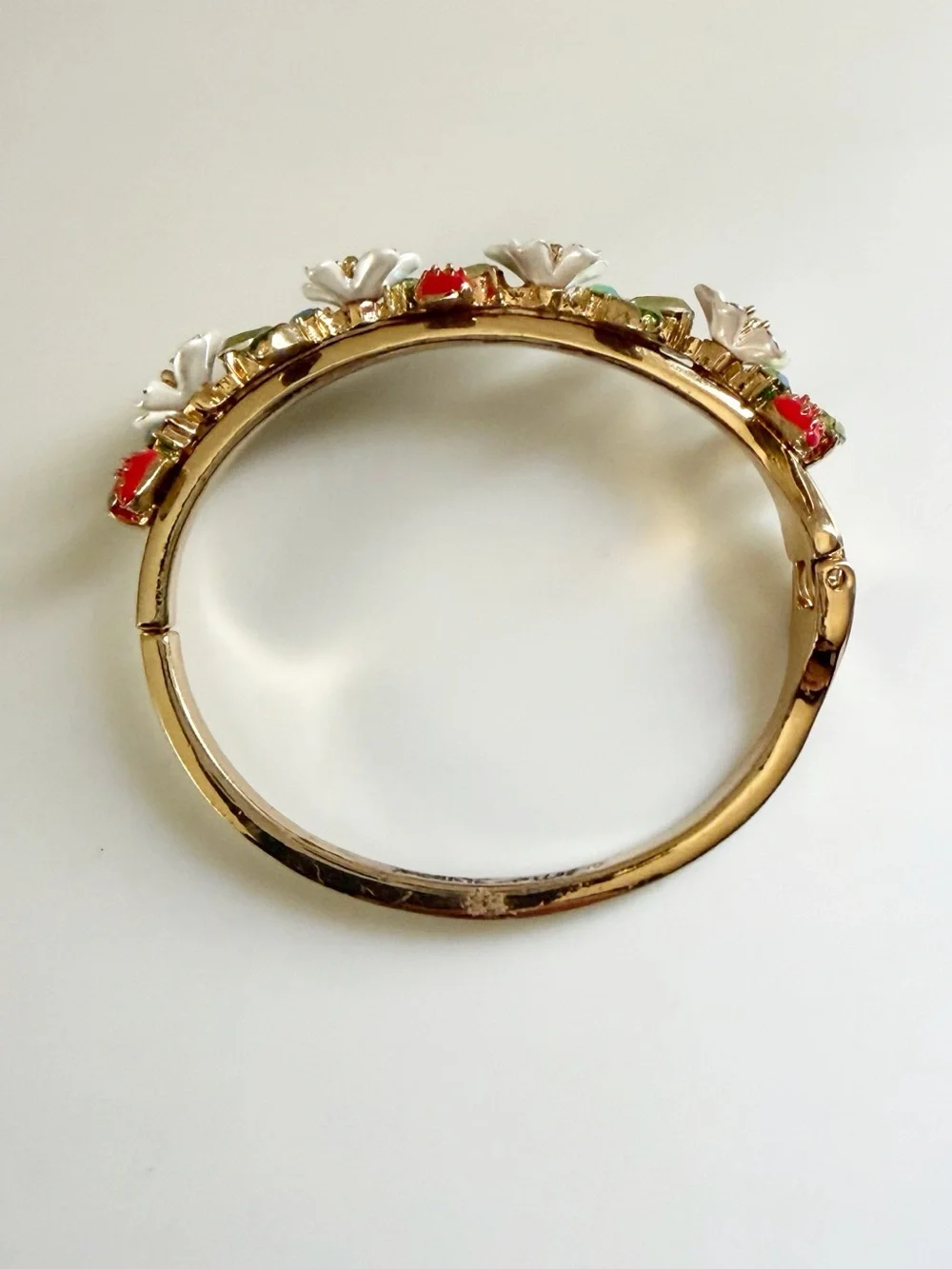 Betsey Johnson Strawberries White Flowers Gold Tone Hinge Bangle Bracelet